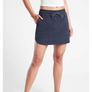 Athleta Navy Trekkie Skort Size: 16
